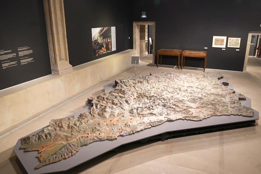 Donostiako San Telmo Museoak ‘Ipuscua 1000 urte’ erakusketa ekainaren 29ra arte luzatu du