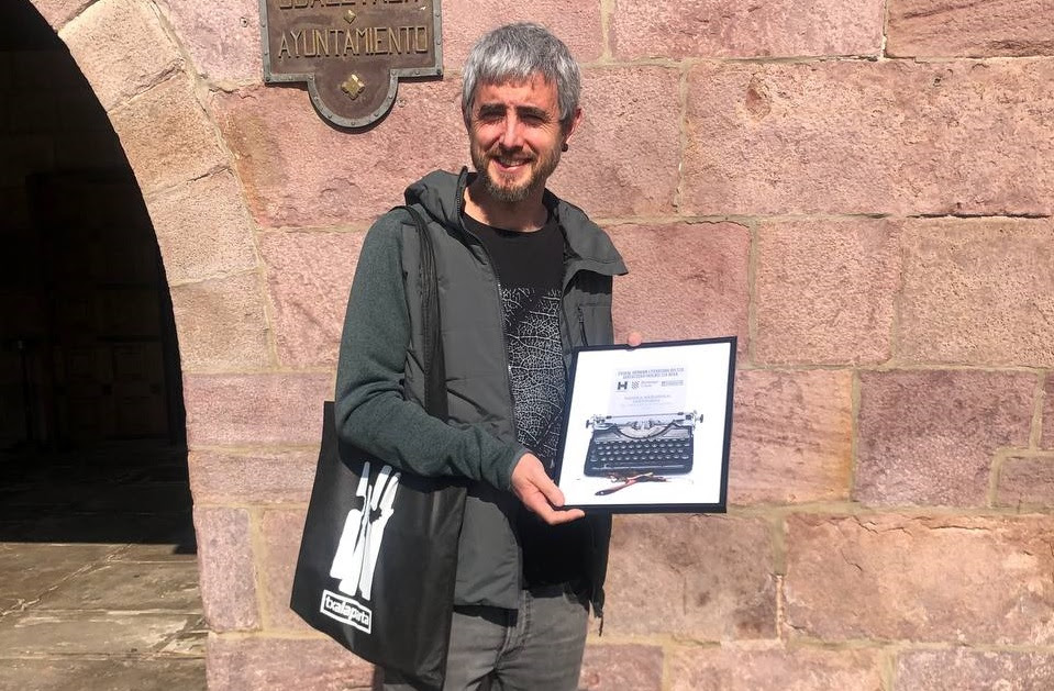 Gaizka Sarasolak irabazi du 2025eko (H)ilbeltza beka