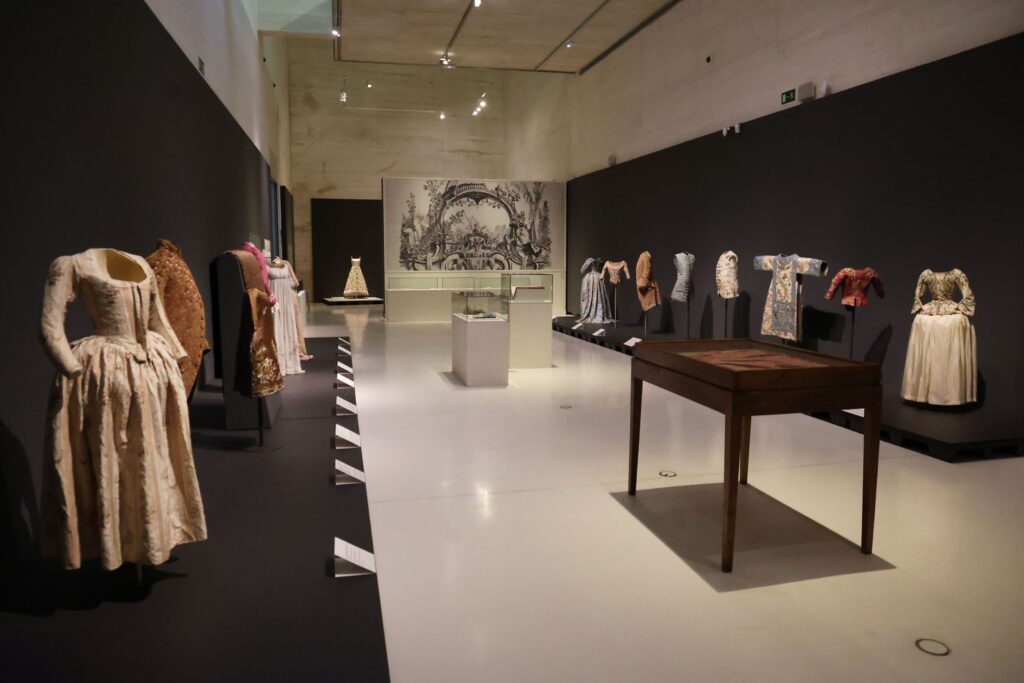 San Telmo Museoak ‘Lorategi bat soinean’ erakusketa zabaldu du irailaren 28ra arte