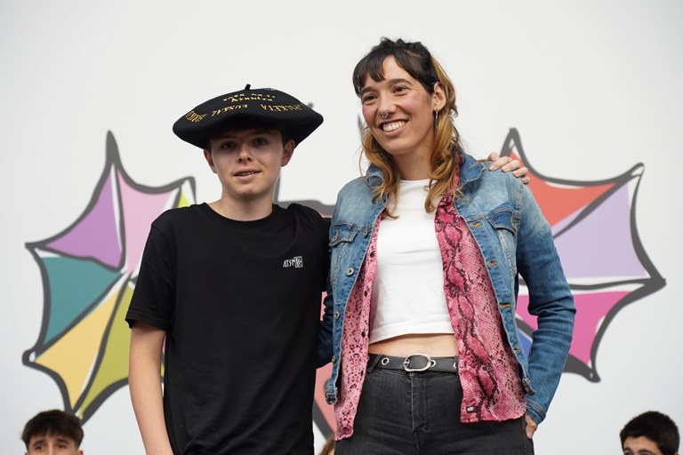 Unax Aizpurua saratarrak jantzi zuen txapela larunbatean, Euskal Herriko Eskolartekoaren finalean