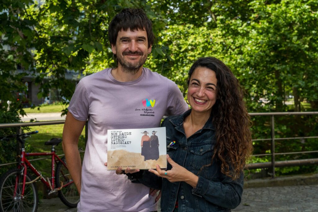 Getxoko LGTBIQ+ nagusien istorioak biltzen dituen liburu ilustratua argitaratu dute