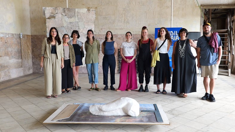 18 artista berriren lanak jasotzen dituen Ertibil erakusketa ibiltaria aurkeztu dute Getxon