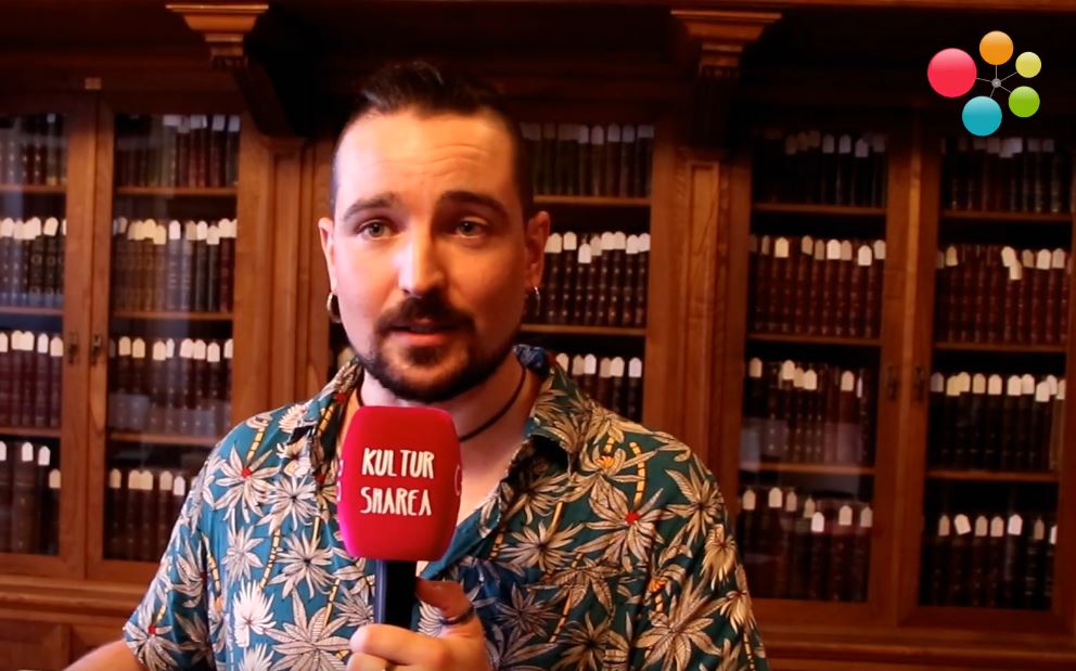 Iñaki Dorronsorok umoretik idatzitako nobela beltza plazaratu du ‘Azpijokoa Azpiazun’ izenburupean