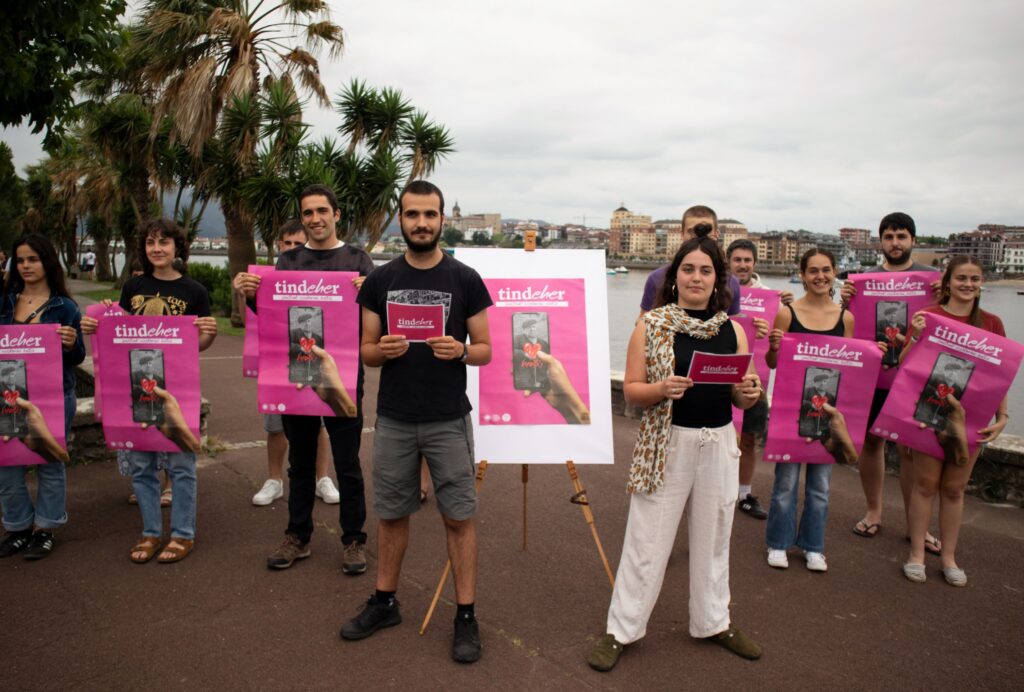 Gazte euskaldunengan kontzientzia linguistikoa berpizteko asmoa duen egitasmoa abiatu dute