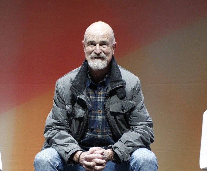 Joseba Etxebarria bertsolari, musikari eta aktorea hil da