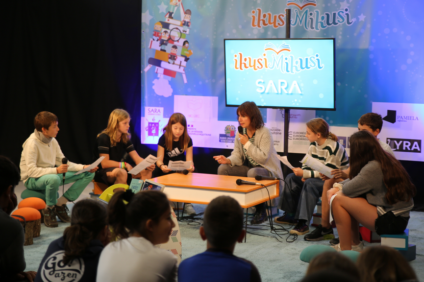 Haur eta gazteak euskal literaturara erakartzeko liburu azoka egingo dute urriaren 10ean eta 11n, Saran