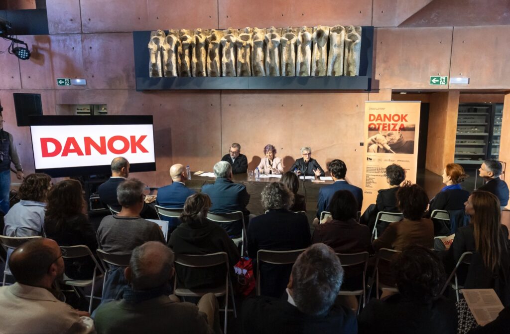 Danok Oteiza Fundazioaren Adiskideak jaio da, artistaren figura bultzatzeko komunitatea