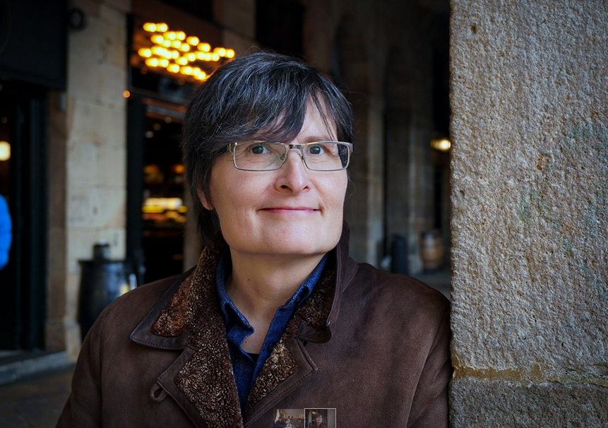 Irene Arrarats zuzentzaile eta itzultzailea euskaltzain oso izendatu du Euskaltzaindiak